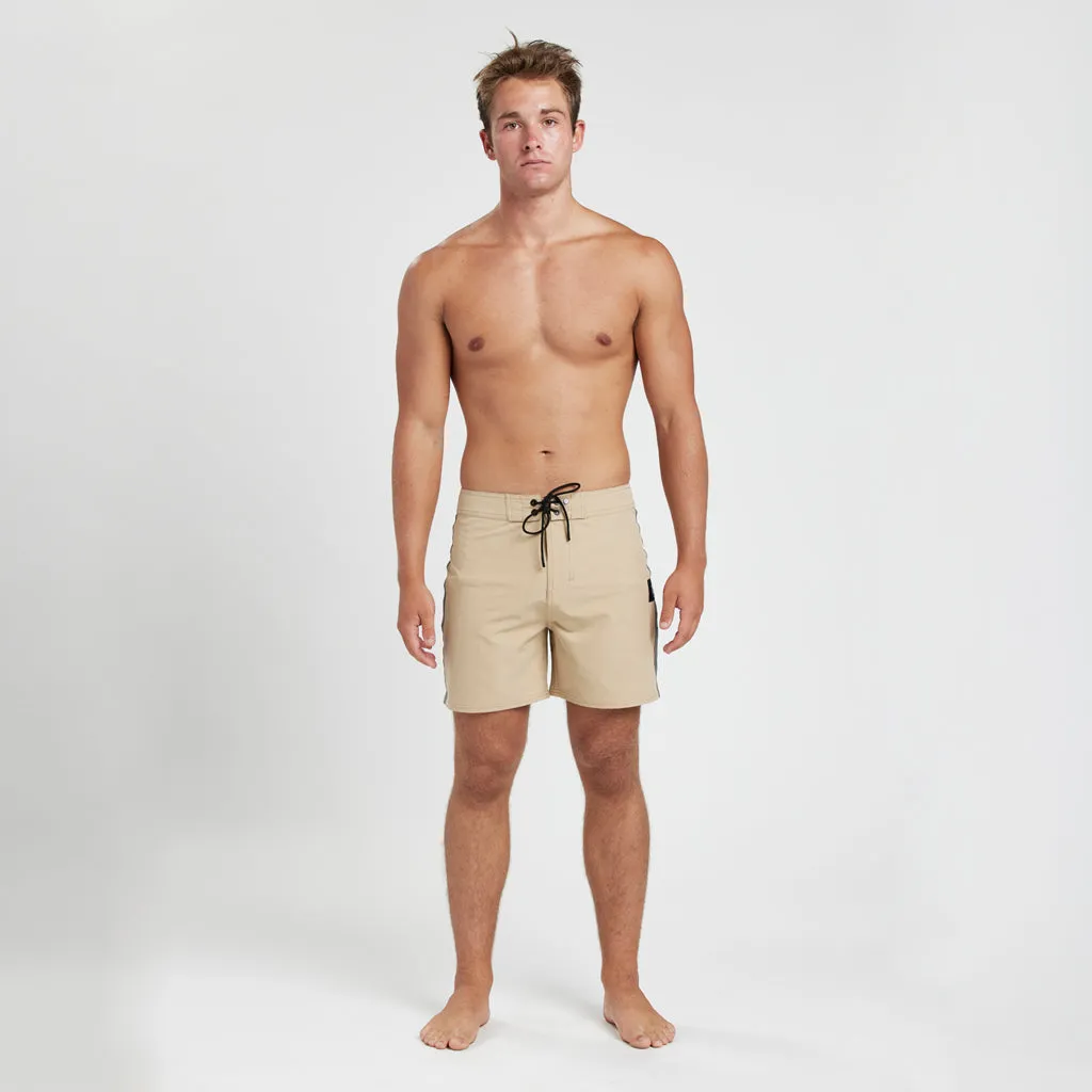 CHASE B100 16 FIT BOARDSHORT