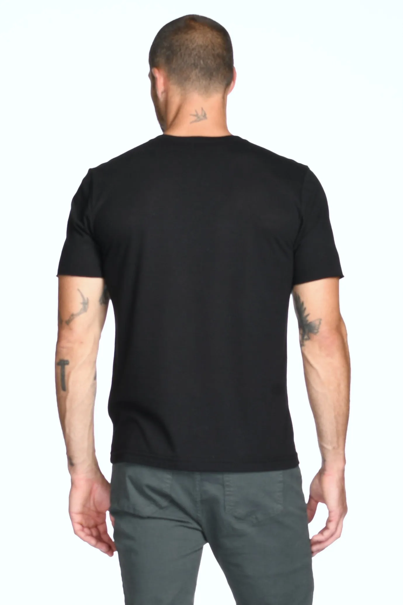 Men's Princeton Wide Pocket V-Neck Tee